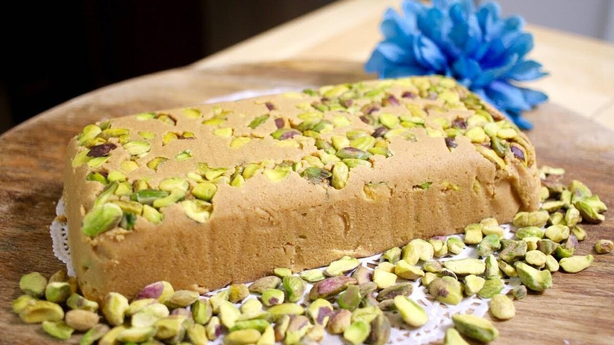 طرز تهیه حلوا ارده خانگی بدون شکر | روش ساده و طبیعی برای لذت بردن از طعمی اصیل