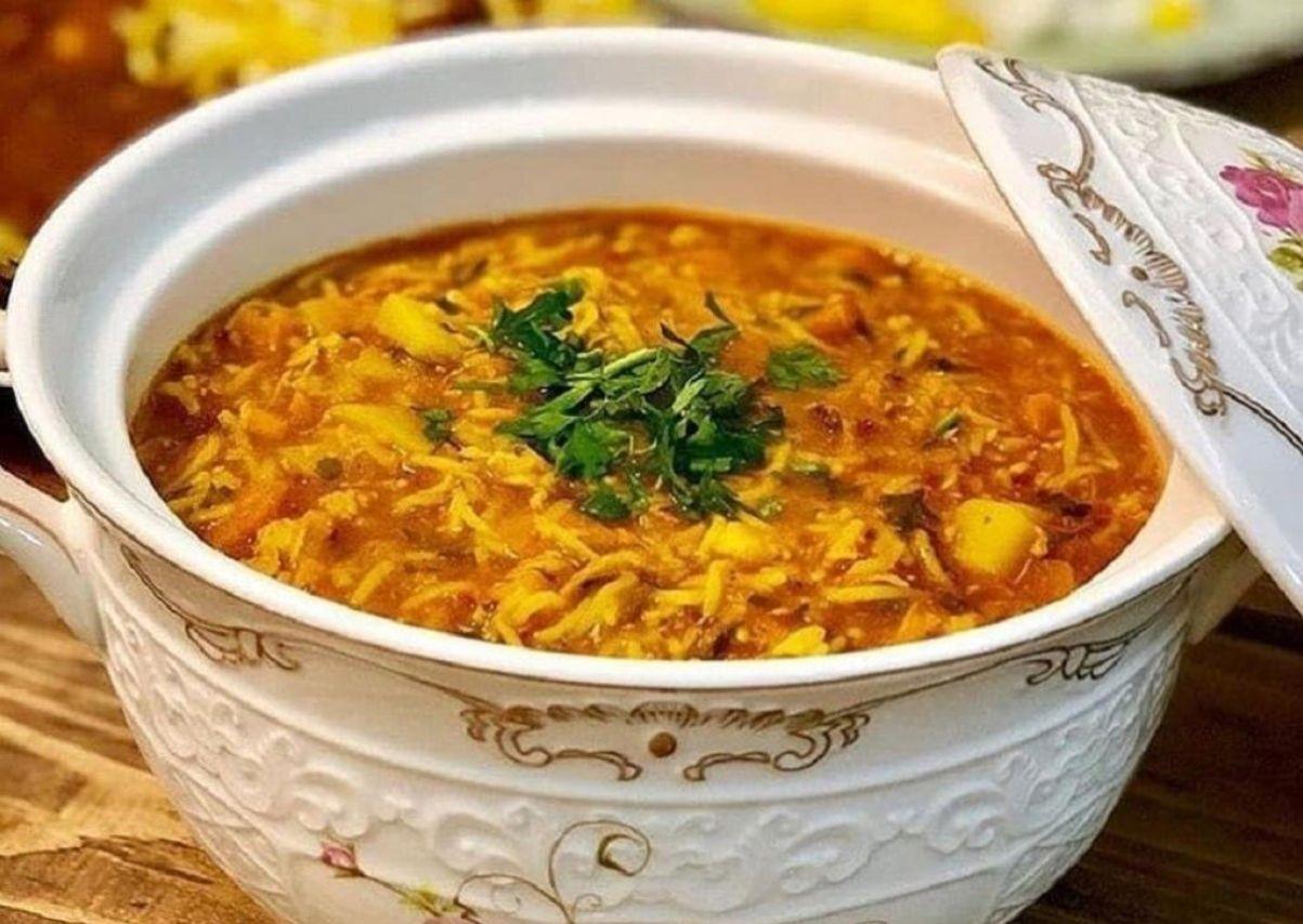 طرز تهیه سوپ ورمیشل با تکنیک رستورانی | آموزش یک سوپ رشته فرنگی داغ و خوشمزه