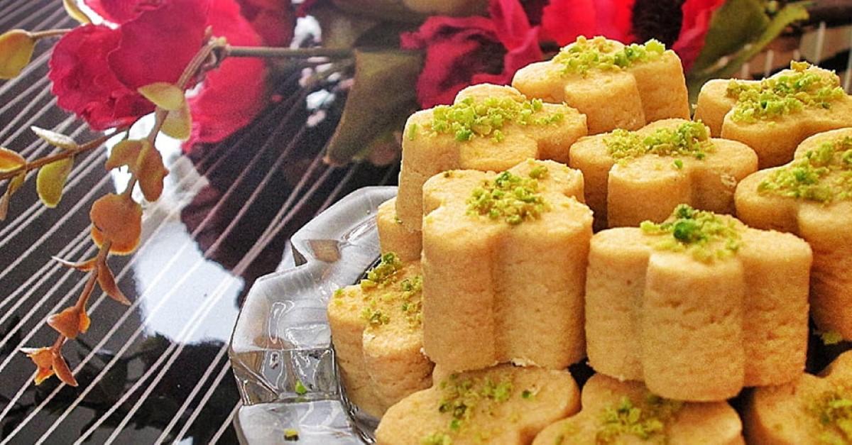 طرز تهیه شیرینی نخودچی بدون فر برای عید 1404؛ رمز و راز شیرینی نخودچی| دلیل وا رفتن شیرینی نخودچی چیست؟