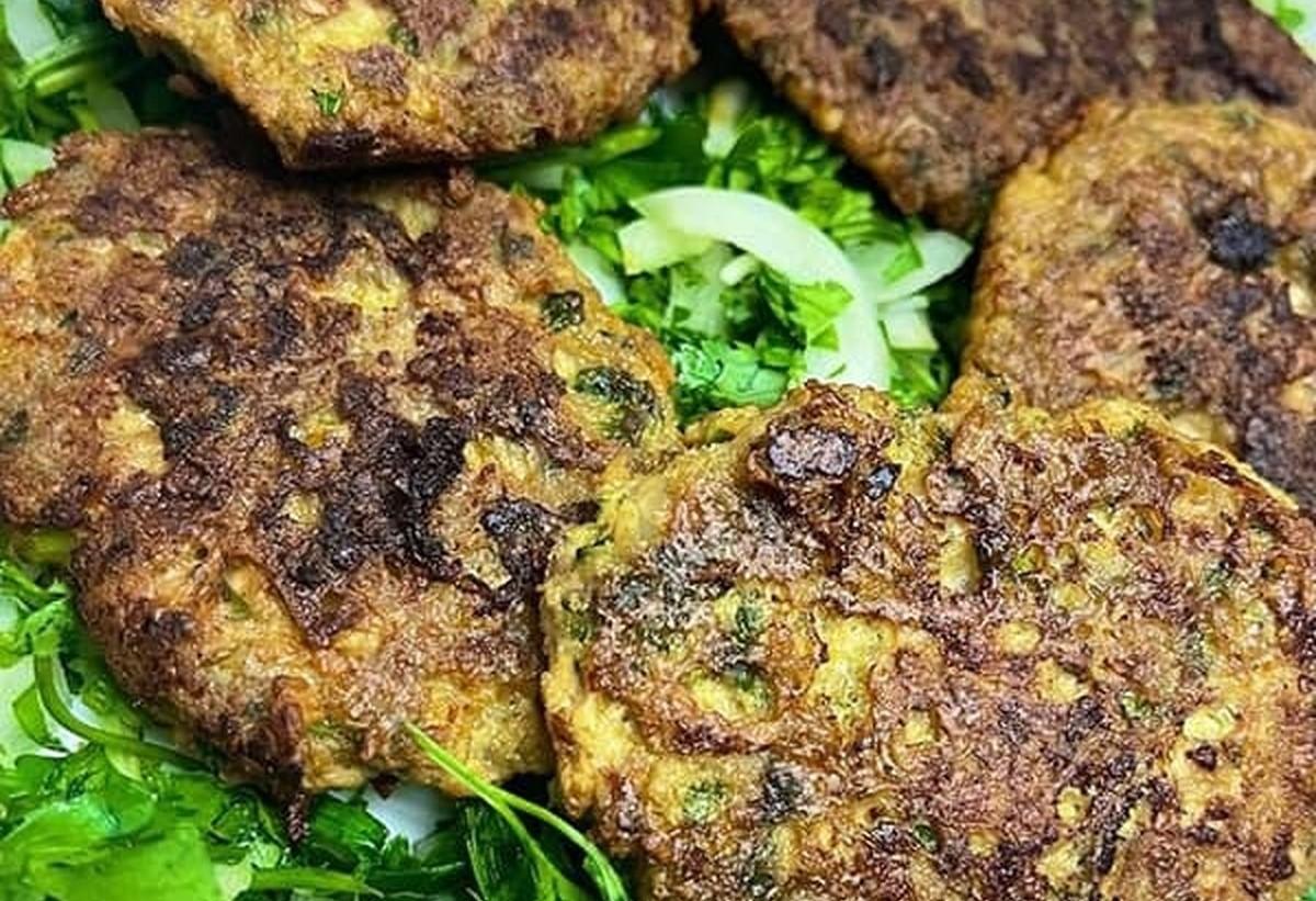 طرز تهیه کوکو گوشت چرخ کرده بدون سیب زمینی | این کوکو خوشمزه و مجلسی را با برنج سرو کنید