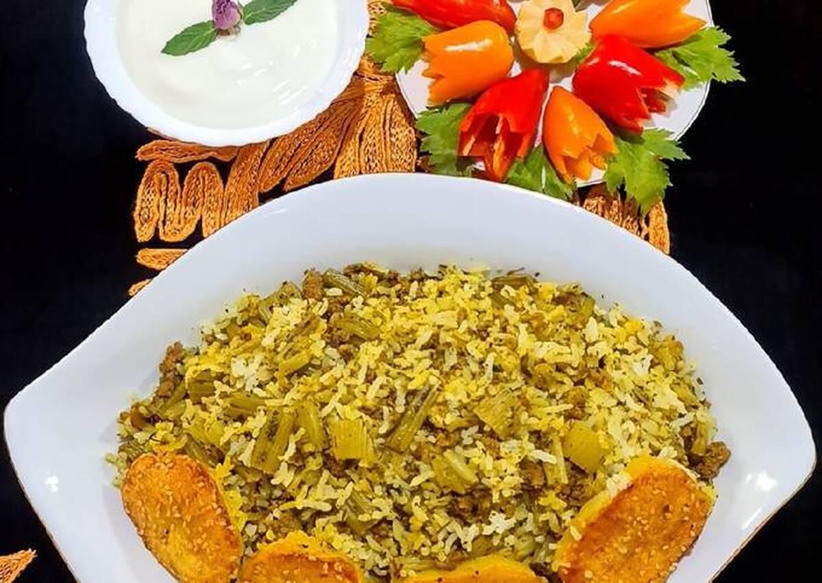 طرز تهیه پلو کرفس با مرغ: یک وعده غذایی خوشمزه و پر از هیجان! | غذای خوشمزه و لذیذ برای یک شام دلچسب