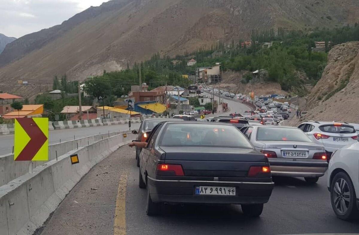 آخرین وضعیت ترافیک جاده های شمال امروز 16 شهریور| جاده چالوس از کرج ممنوع شد| کندوان یکطرفه شد